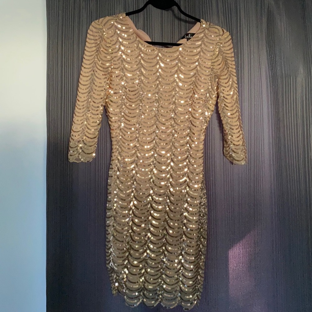 Sequin Lulu dress quarter length sleeve size small